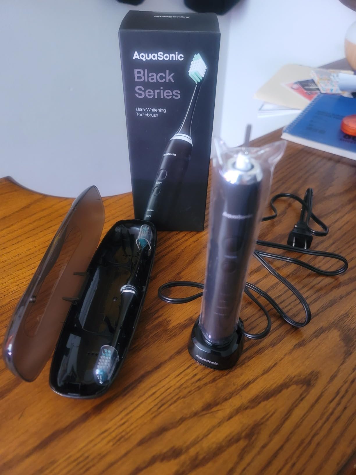 Aquasonic Black Series Ultra Whitening Toothbrush – ADA Accepted Electric Toothbrush- 8 Brush Heads & Travel Case – 40.000 VPM Electric Motor & Wireless Charging - 4 Modes w Smart Timer photo review