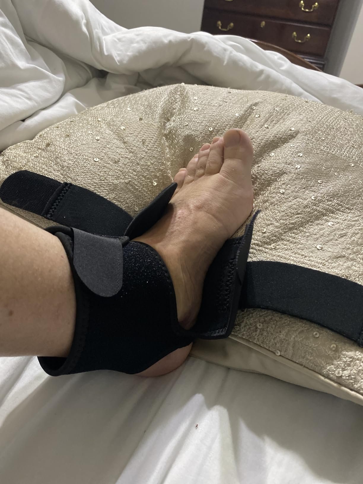 Bodyprox Ankle Support Brace. Breathable Neoprene Sleeve. Adjustable Wrap! (1 Pack) photo review