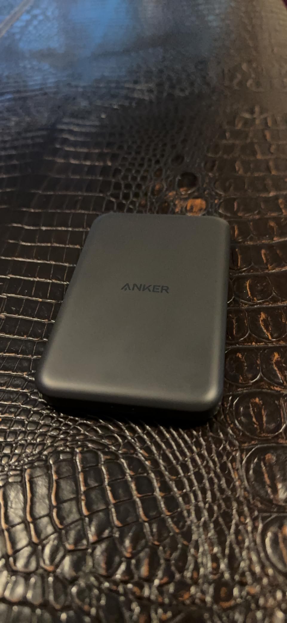 Anker 621 Magnetic Portable Charger (MagGo). 5.000mAh Wireless Power Bank with USB-C Cable. Magsafe-Compatible Battery Pack for iPhone 16/15/14/13/12 Series photo review