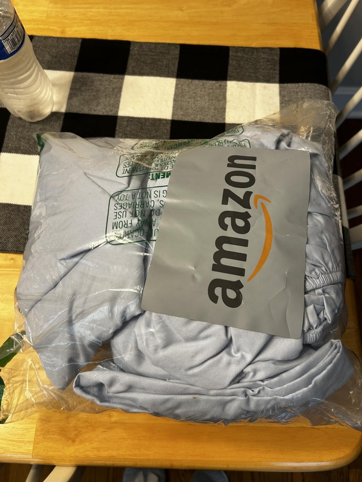 Queen Size 4 Piece Sheet Set - Comfy Breathable & Cooling Bed Sheets Set - Hotel Luxury Bedding for Women. Men. Kids. Teens. Boys & Girls - Deep Pockets. Soft and Wrinkle Free - Oeko-Tex - Dark Grey photo review