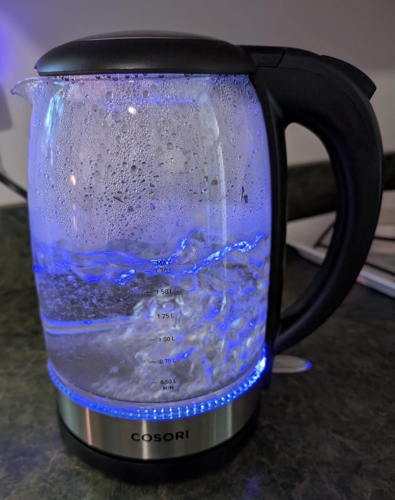 Cosori Electric Kettle. No Plastic Contact With Water. Wide Mouth For Easy Cleaning. Auto Shut Off. 1.7L Tea Kettle & Hot Water Boiler. Water Heater & Teapot. Borosilicate Glass. Black. 1500W photo review