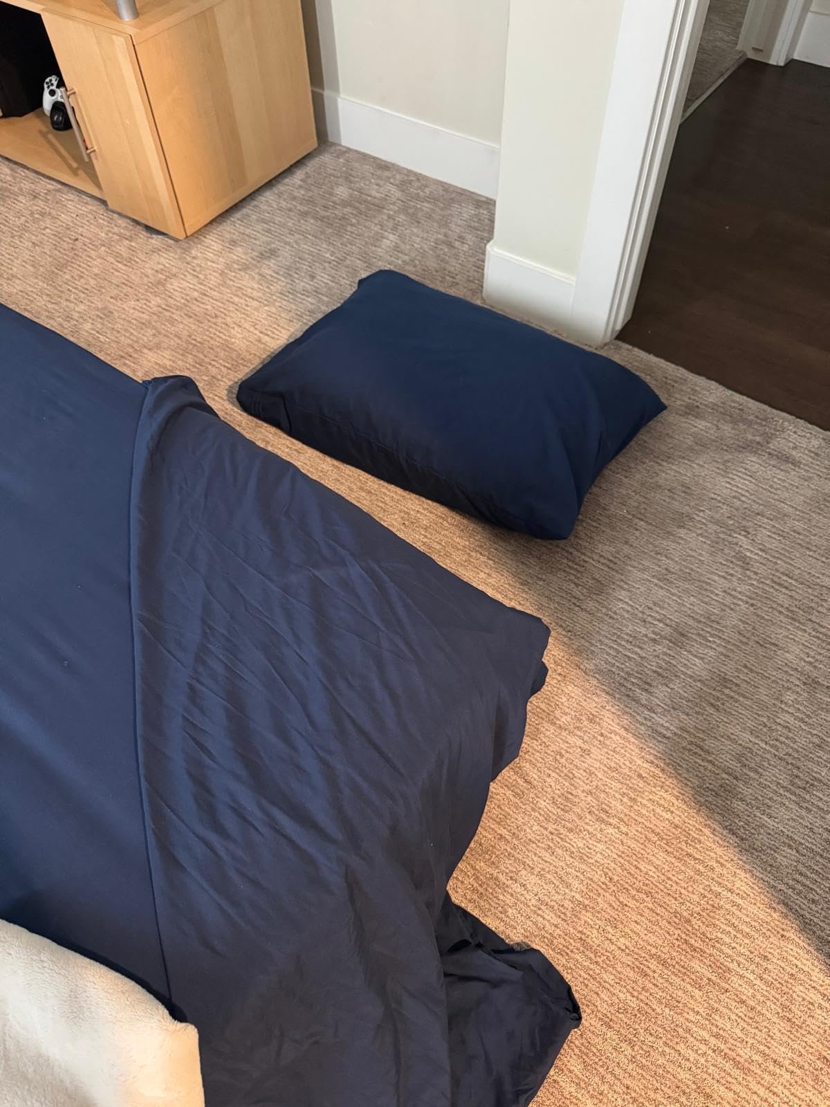 Queen Size 4 Piece Sheet Set - Comfy Breathable & Cooling Bed Sheets Set - Hotel Luxury Bedding for Women. Men. Kids. Teens. Boys & Girls - Deep Pockets. Soft and Wrinkle Free - Oeko-Tex - Dark Grey photo review