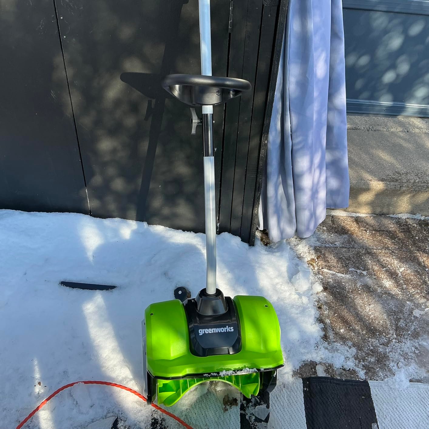 Greenworks 8 Amp 12-Inch Electric Corded Snow Shovel. 20ft Throwing Distance. 12 Wide & 6 Deep Clearing. 300Lbs/Min Snow Thrower Blower Removal Tool for Patio/Driveway/Steps/Sidewalk/Winter Storm photo review
