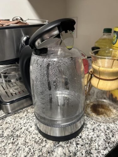 Cosori Electric Kettle. No Plastic Contact With Water. Wide Mouth For Easy Cleaning. Auto Shut Off. 1.7L Tea Kettle & Hot Water Boiler. Water Heater & Teapot. Borosilicate Glass. Black. 1500W photo review