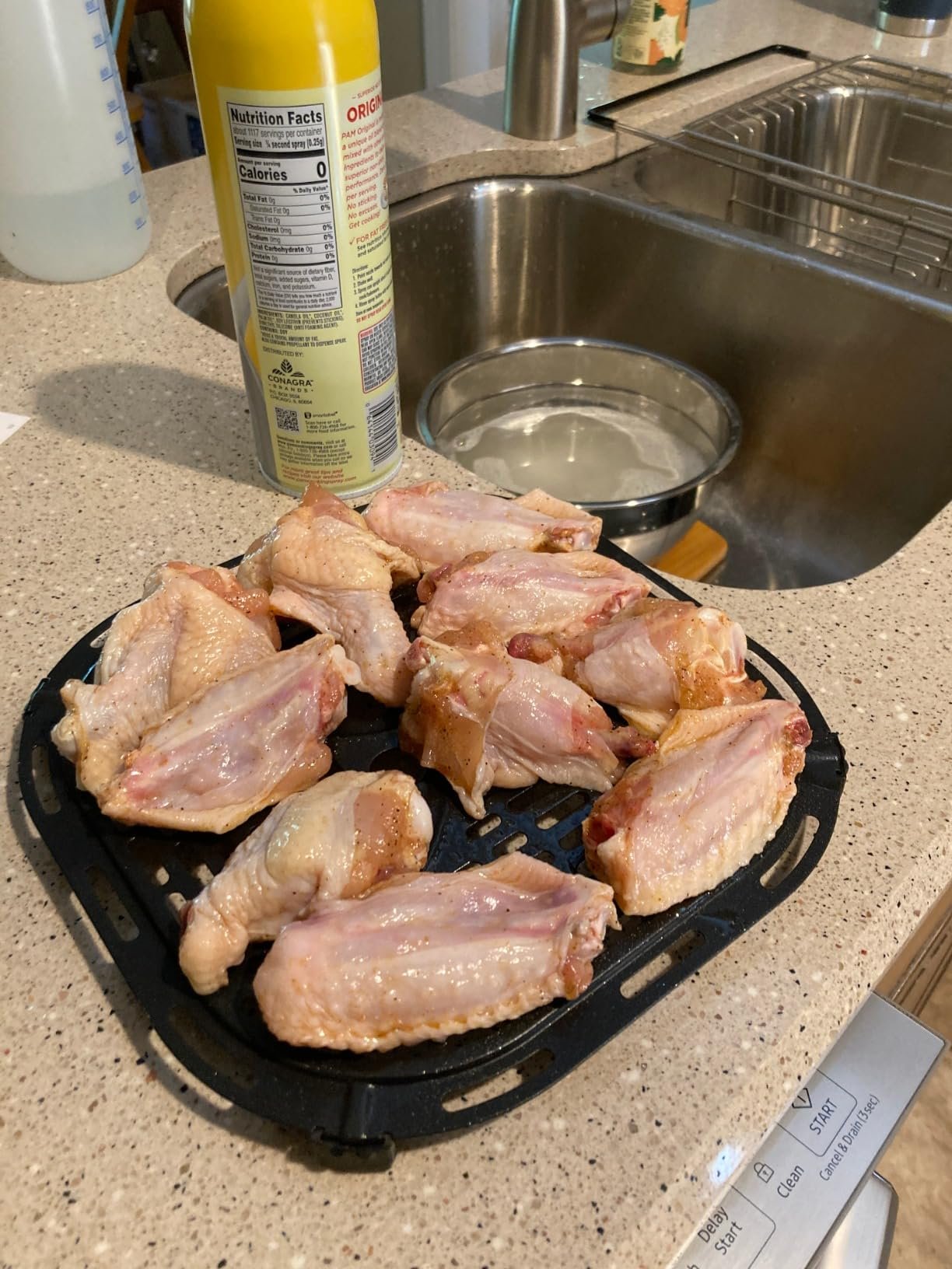 Philips 2000 Series Airfryer - RapidAir Technology. 13-in-1 Ways to Cook. 4.4QT Capacity. Healthier Meals Up to 90% Less Fat. Easy to Clean. Dishwasher Safe. Touchscreen Control. HomeID App (NA221/00) photo review