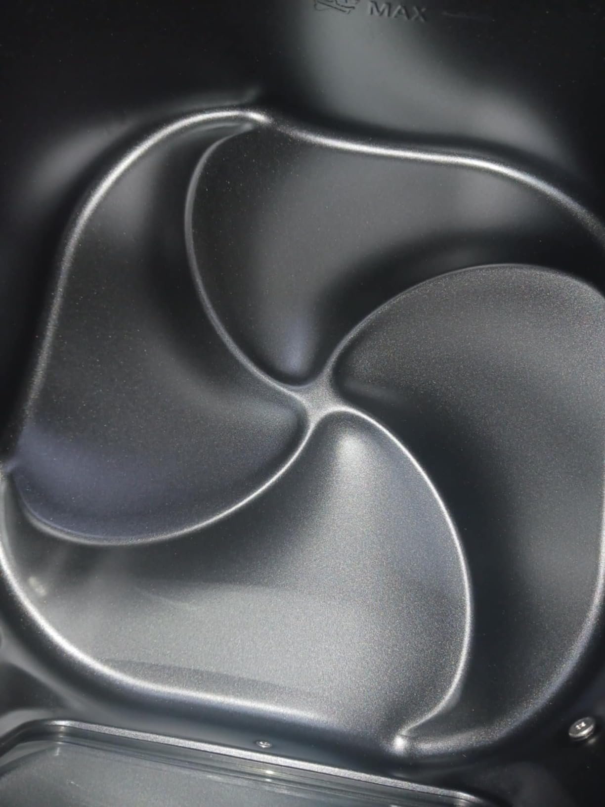 Philips 2000 Series Airfryer - RapidAir Technology. 13-in-1 Ways to Cook. 4.4QT Capacity. Healthier Meals Up to 90% Less Fat. Easy to Clean. Dishwasher Safe. Touchscreen Control. HomeID App (NA221/00) photo review