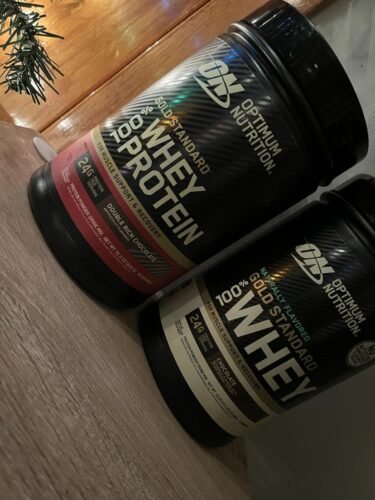Optimum Nutrition Gold Standard 100% Whey Protein Powder. Chocolate Peanut Butter. 2 Pound (Packaging May Vary) photo review