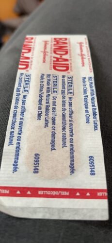 Band-Aid Brand Flexible Fabric Adhesive Bandages. Comfortable Flexible Protection & Wound Care of Minor Cuts & Scrapes. Quilt-Aid Technology to Cushion Painful Wounds. All One Size. 30 ct photo review