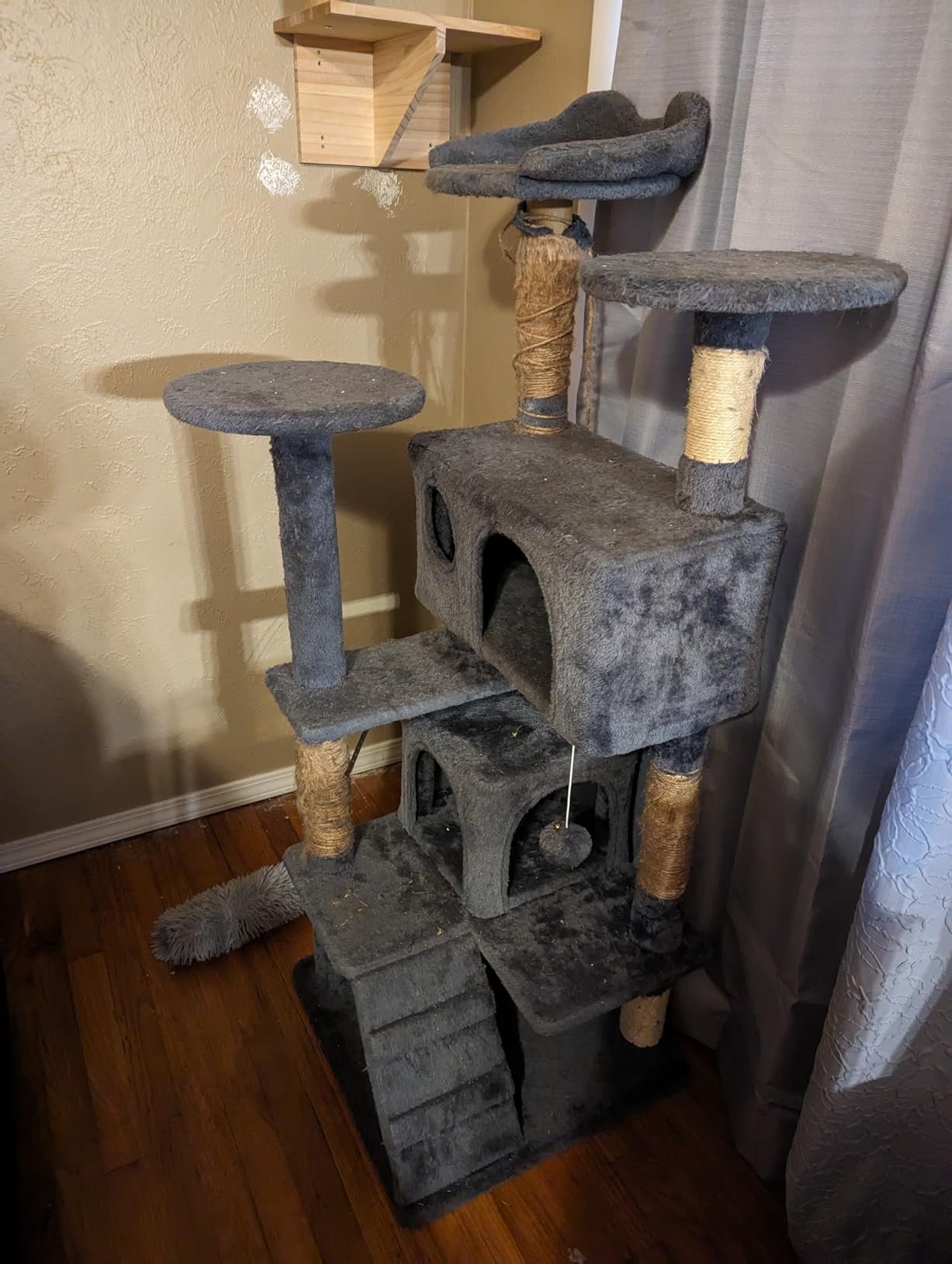 Yaheetech 54in Cat Tree. Multi-Level Cat Tower with Spacious Kitten-ear Perch. 2 Cozy Caves. Scratching Posts. Climbing Ladder. 2 Plush Balls. Durable Pet House Furniture for Indoor Kittens. Dark Gray photo review