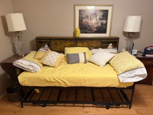 Queen Size 4 Piece Sheet Set - Comfy Breathable & Cooling Bed Sheets Set - Hotel Luxury Bedding for Women. Men. Kids. Teens. Boys & Girls - Deep Pockets. Soft and Wrinkle Free - Oeko-Tex - Dark Grey photo review