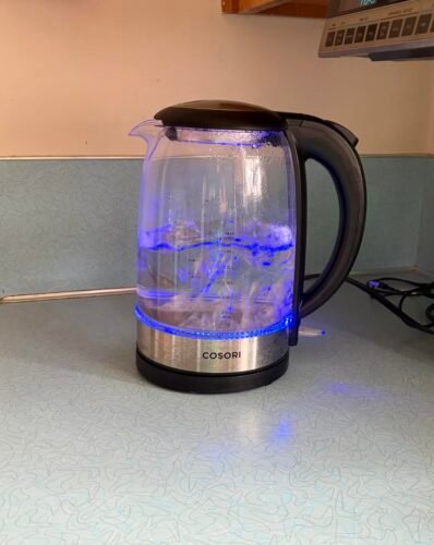 Cosori Electric Kettle. No Plastic Contact With Water. Wide Mouth For Easy Cleaning. Auto Shut Off. 1.7L Tea Kettle & Hot Water Boiler. Water Heater & Teapot. Borosilicate Glass. Black. 1500W photo review