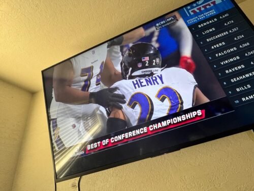 Roku Streaming Stick 4K - HDR & Dolby Vision Roku Streaming Device for TV with Voice Remote & Long-Range Wi-Fi - Free & Live TV photo review