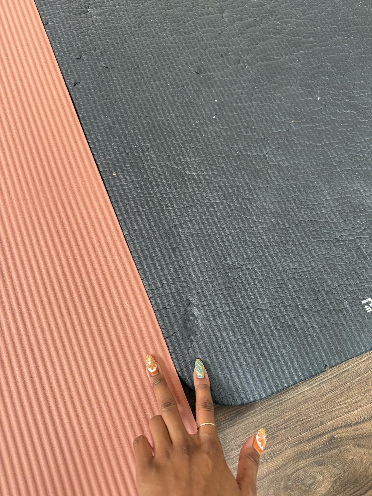 Retrospec Solana Yoga Mat 1 Thick w/Nylon Strap for Men & Women - Non Slip Exercise Mat for Home Yoga. Pilates. Stretching. Floor & Fitness Workouts photo review