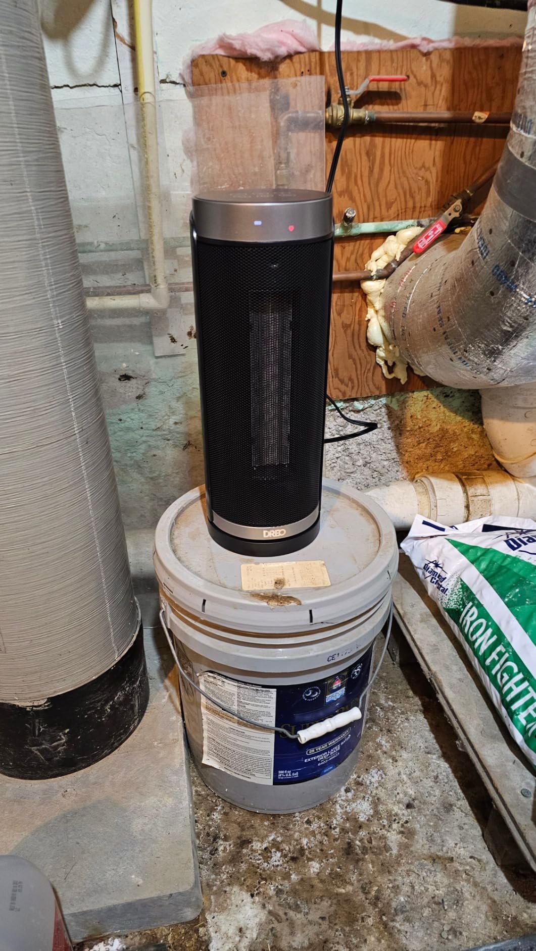 DREO Space Heater. 1500W Electric Heaters for Indoor Use with Thermostat. 70° Oscillation. 8 Safety Protections. 5 Modes. Remote. 12H Timer. Quiet Portable Heater for Office. Bedroom. Large Room photo review