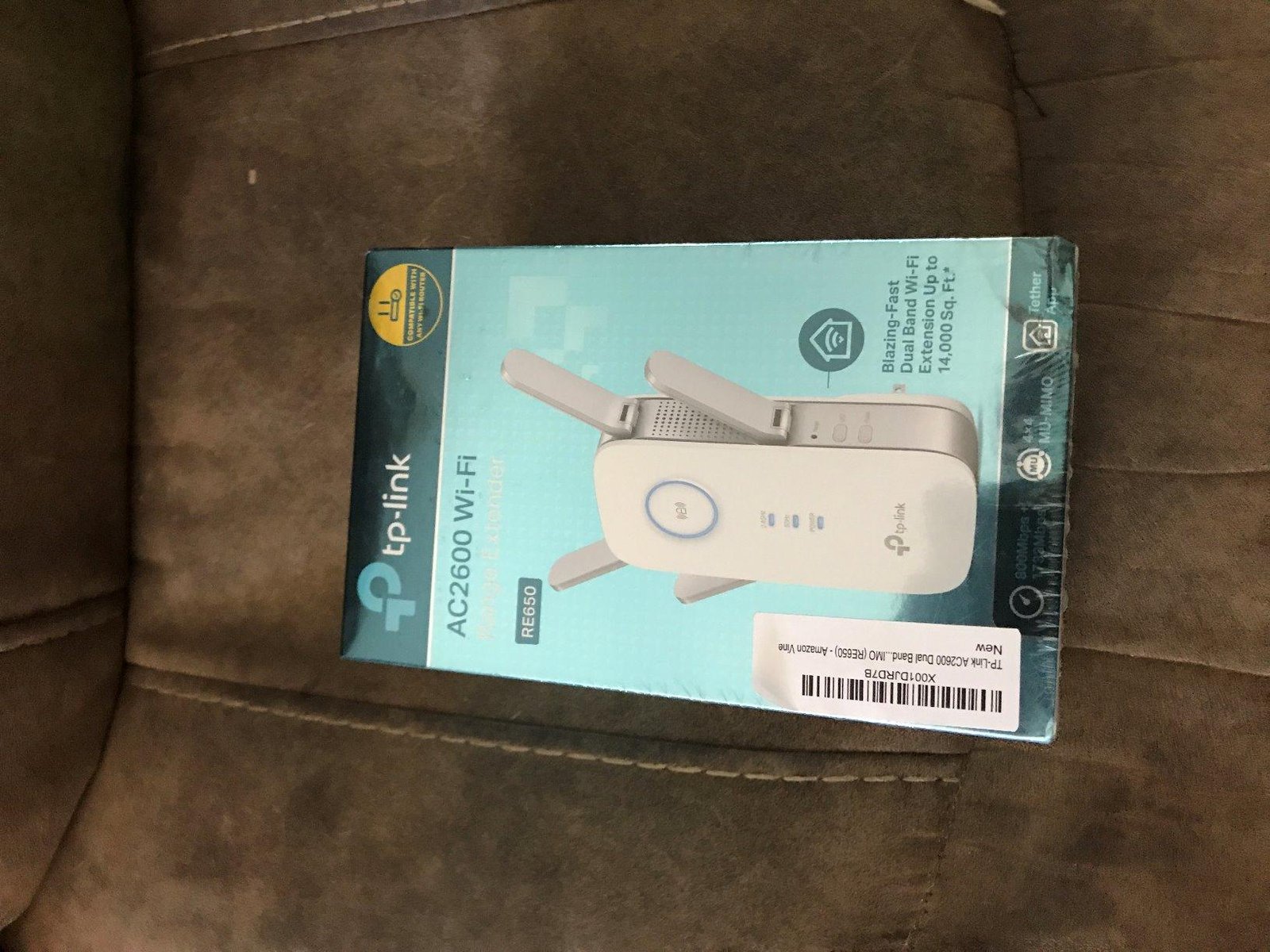 TP-Link WiFi Extender with Ethernet Port. Dual Band 5GHz/2.4GHz. Up to 44% More Bandwidth Than Single Band. Covers Up to 1200 Sq.ft and 30 Devices. Signal Booster Amplifier Supports OneMesh(RE220) photo review