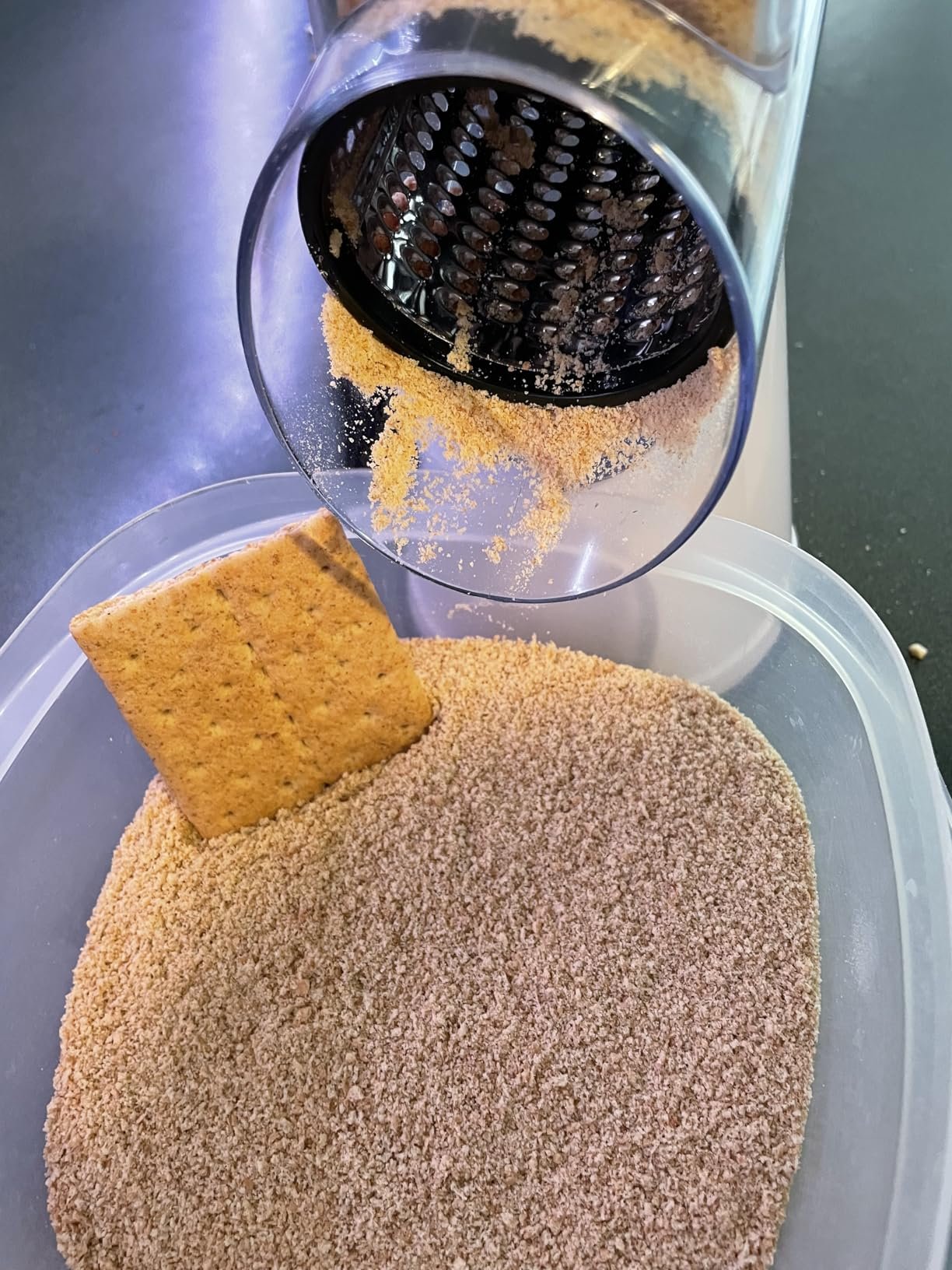 Cheese Grater Rotary. Rotary Grater for Kitchen. Kitchen Grater Vegetable Slicer with 3 Drum Blades. Fast Cutting Cheese Shredder for Vegetables and Nuts photo review