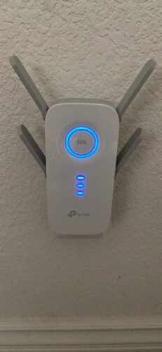 TP-Link WiFi Extender with Ethernet Port. Dual Band 5GHz/2.4GHz. Up to 44% More Bandwidth Than Single Band. Covers Up to 1200 Sq.ft and 30 Devices. Signal Booster Amplifier Supports OneMesh(RE220) photo review