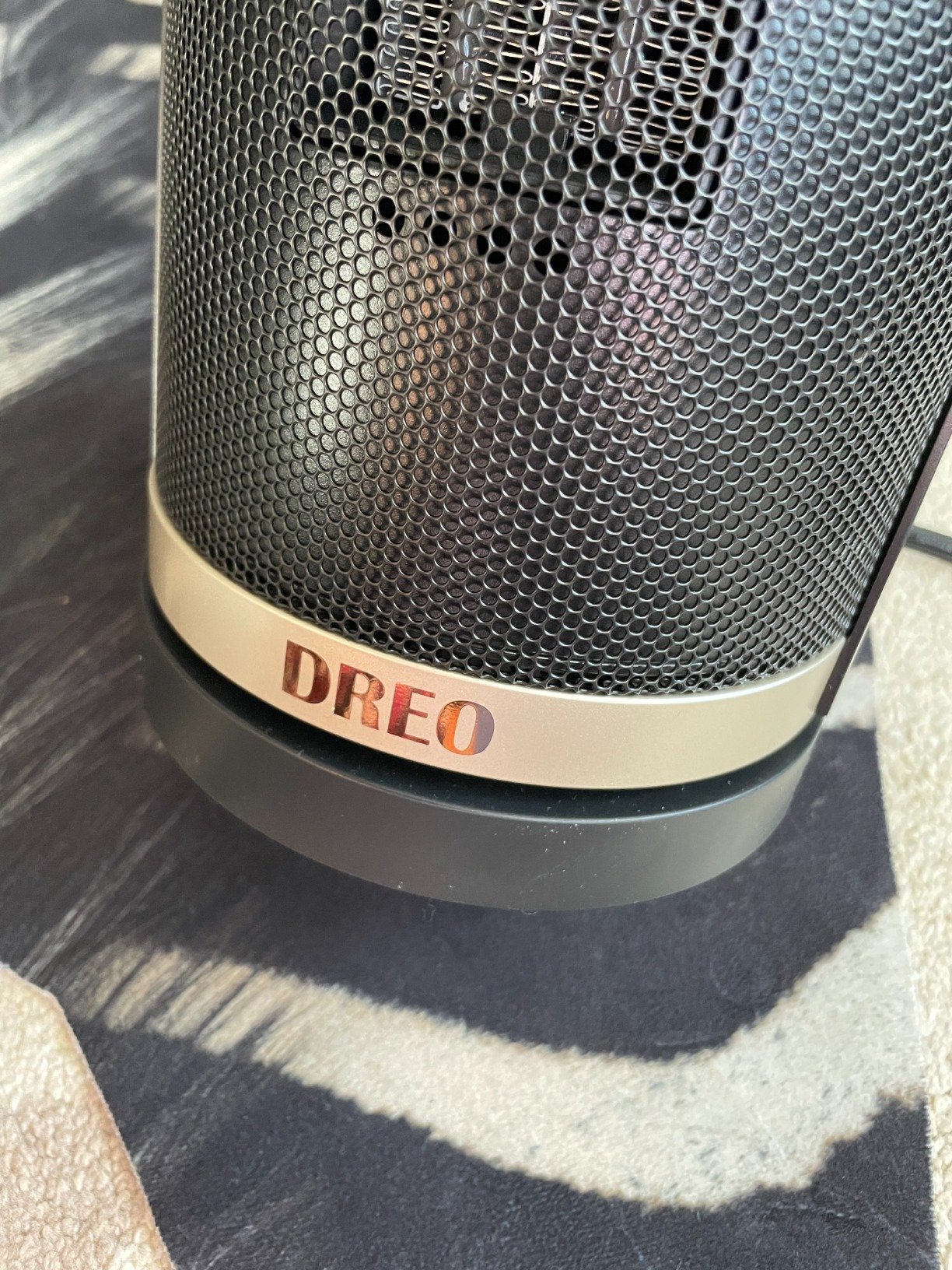 DREO Space Heater. 1500W Electric Heaters for Indoor Use with Thermostat. 70° Oscillation. 8 Safety Protections. 5 Modes. Remote. 12H Timer. Quiet Portable Heater for Office. Bedroom. Large Room photo review