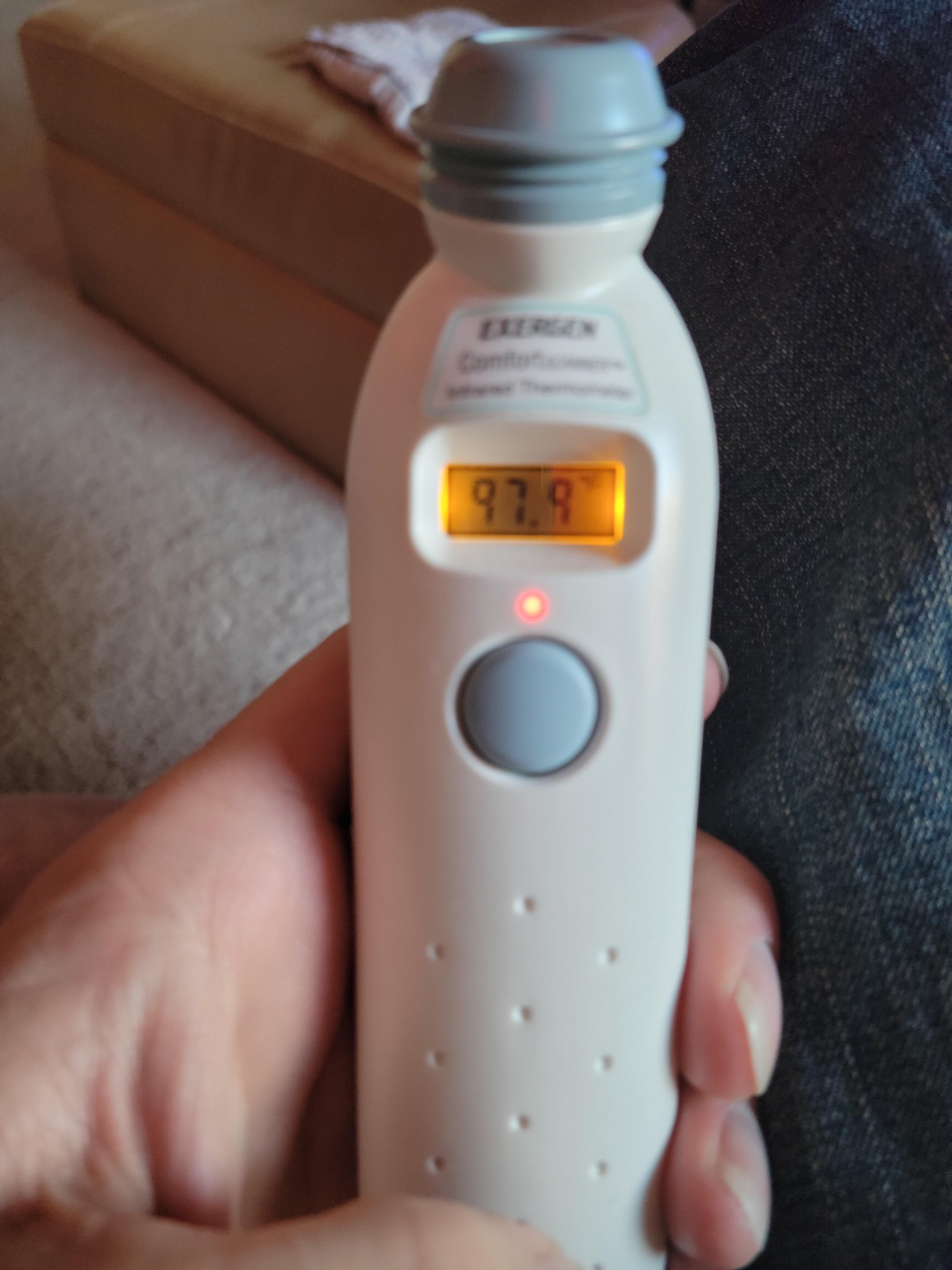 No-Touch Thermometer for Adults and Kids. Accurate Digital Baby Thermometer. Fever Alarm & Silent Mode. 2 in 1 Forehead & Object Mode photo review